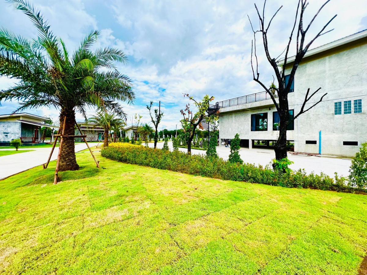 Farm View Resort @Uthai Thani ฟาร์มวิว รีสอร์ท อุทัยธานี Nong Khayang Ngoại thất bức ảnh