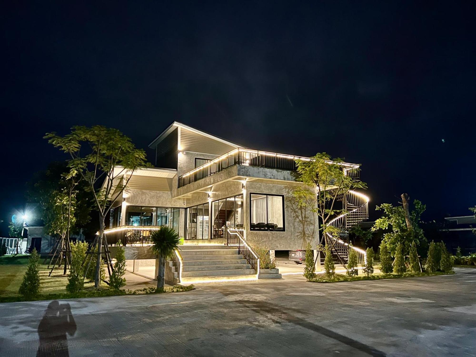 Farm View Resort @Uthai Thani ฟาร์มวิว รีสอร์ท อุทัยธานี Nong Khayang Ngoại thất bức ảnh