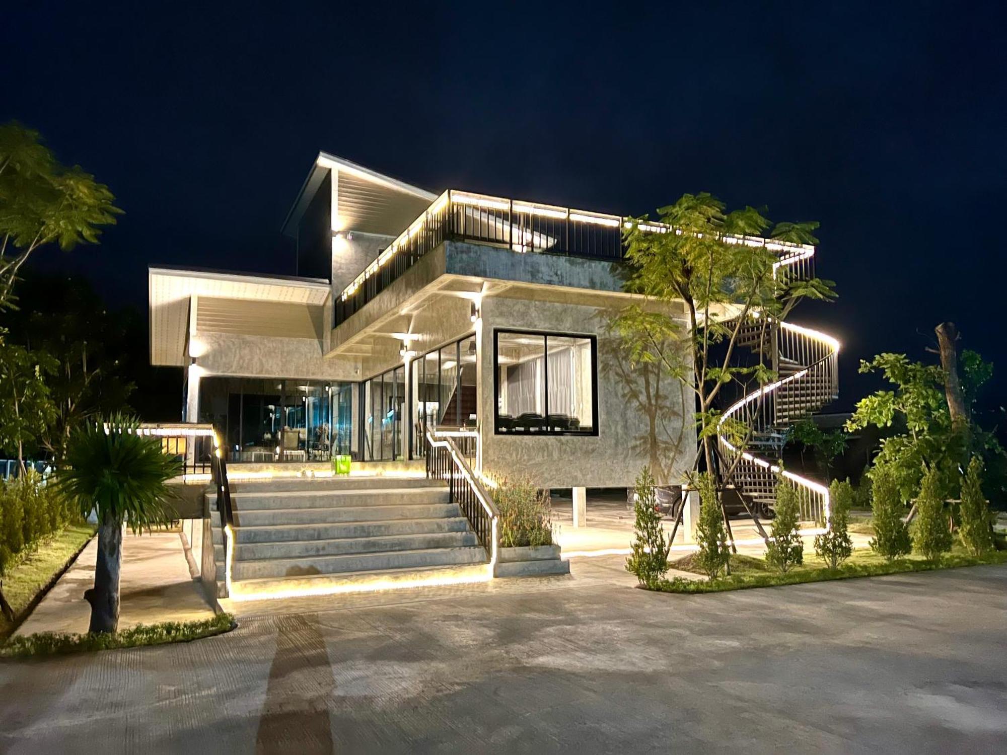 Farm View Resort @Uthai Thani ฟาร์มวิว รีสอร์ท อุทัยธานี Nong Khayang Ngoại thất bức ảnh